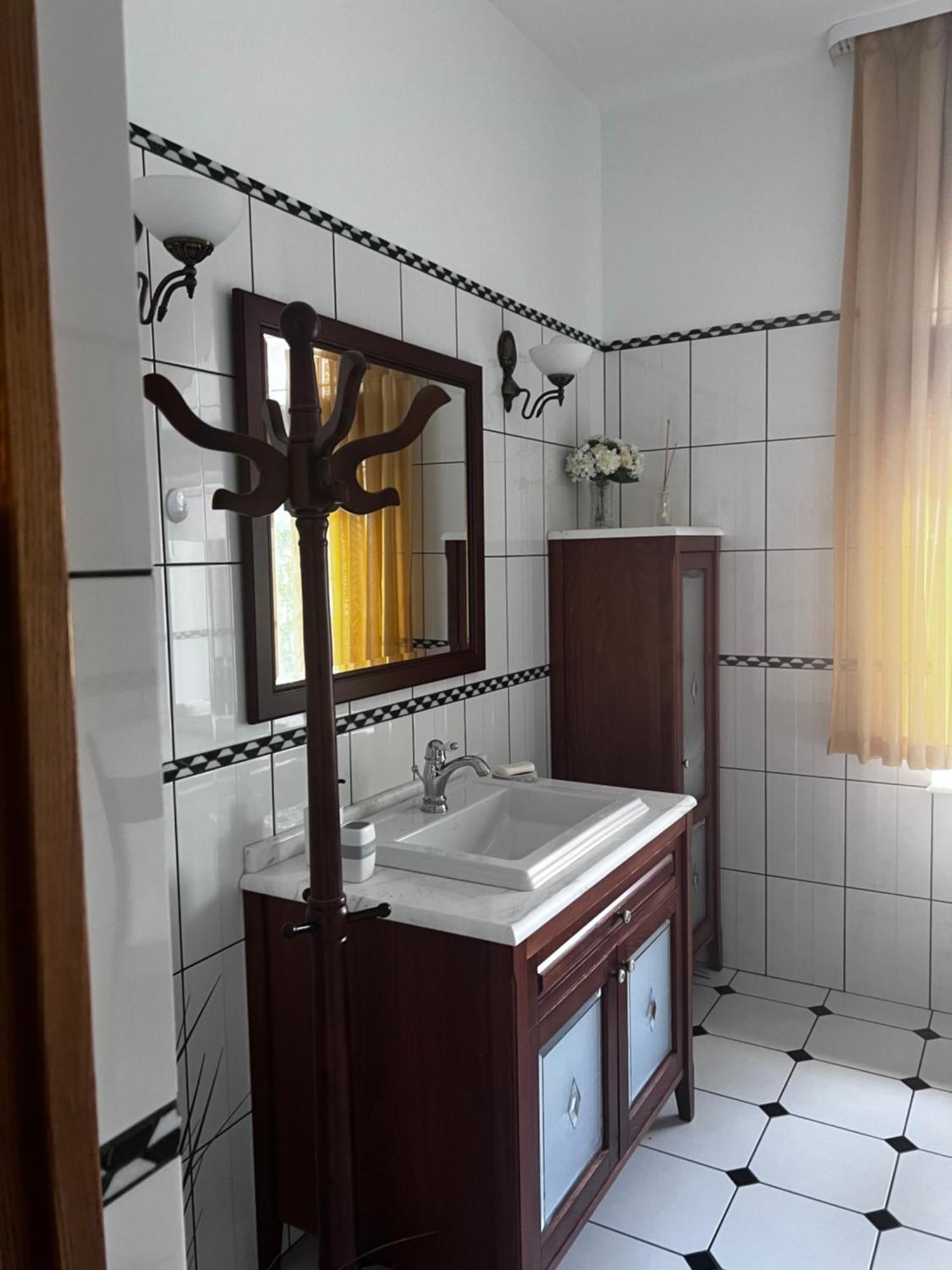 Spacious Rooms In Peaceful Jelgava Area 외부 사진